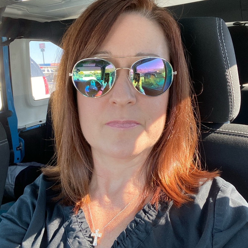 Meet your Posher, Shellie